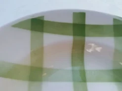 Assiette modèle nappe