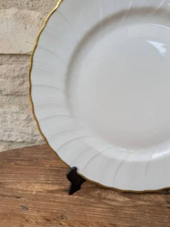 Assiette plate 24.5cm en porcelaine de Limoges Bernardaud modèle Verlaine