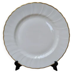 Assiette plate 24.5cm en porcelaine de Limoges Bernardaud modèle Verlaine