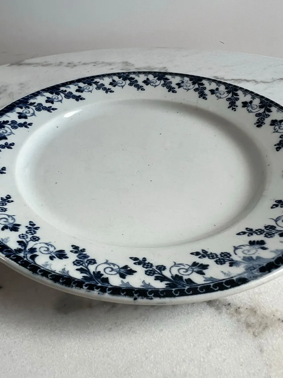 Assiette plate GIEN Terre de Fer — Collection Montigny