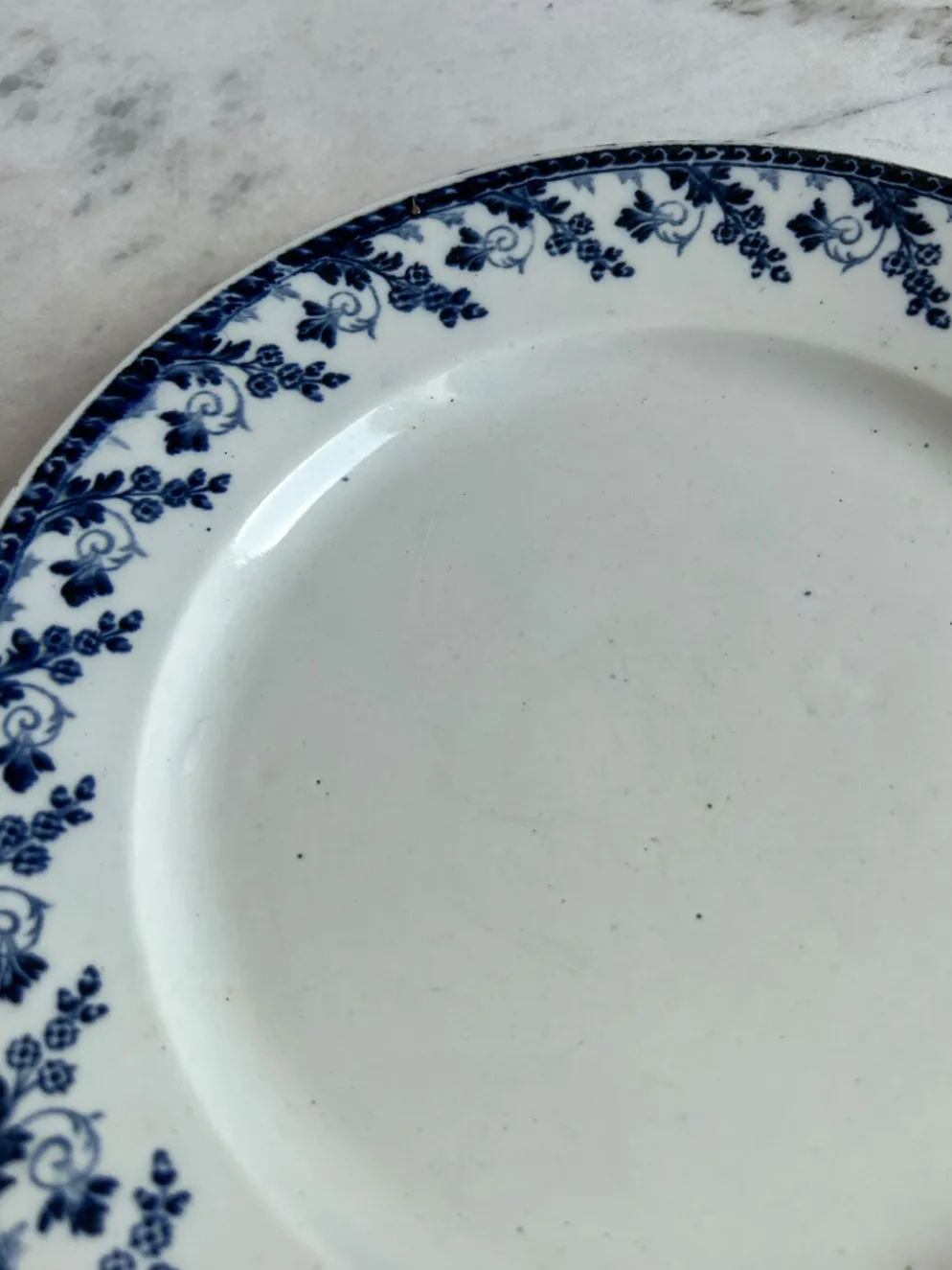 Assiette plate GIEN Terre de Fer — Collection Montigny