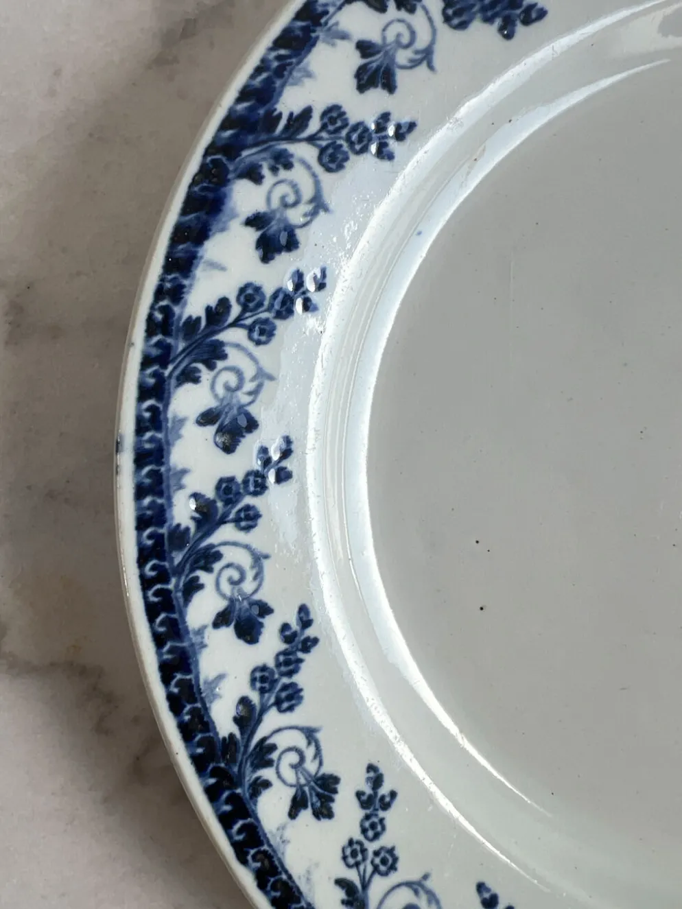 Assiette plate GIEN Terre de Fer — Collection Montigny