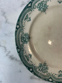 Assiette plate terre de fer Narcisses Onnaing