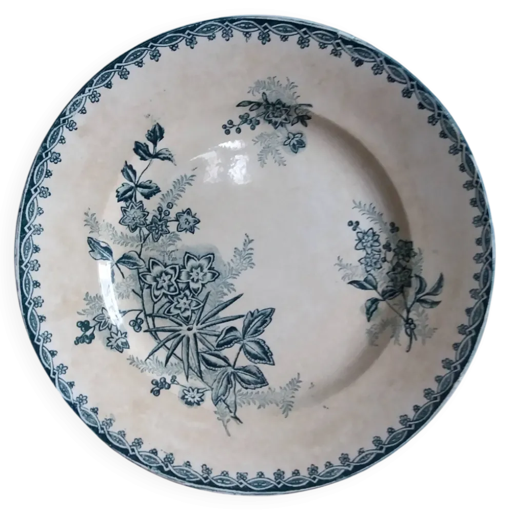 Assiette plate terre de fer Saint Amand décor Margot Sté amandinoise 1920