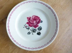 1 assiette plate vintage de Badonviller modèle Germaine 221232