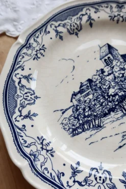 Assiette plate vintage faïence de Gien – Décor bleu romantique