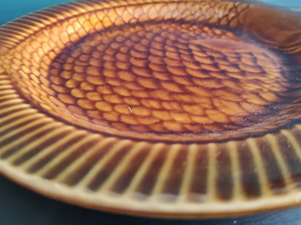 Assiette à poisson vintage Sarreguemines, France