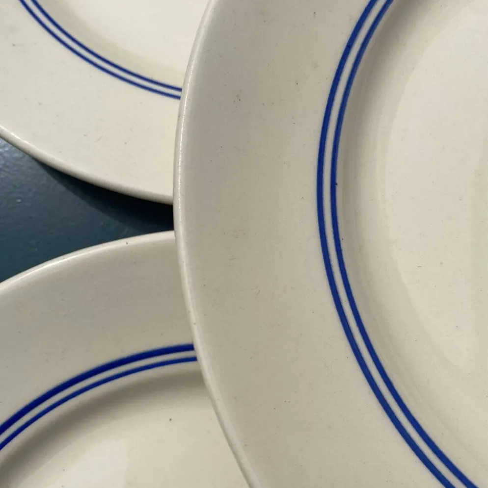 Assiettes anciennes Lunéville "MAI"