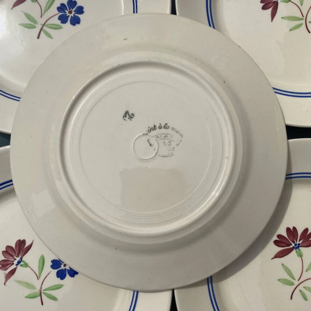 Assiettes anciennes Lunéville "MAI"