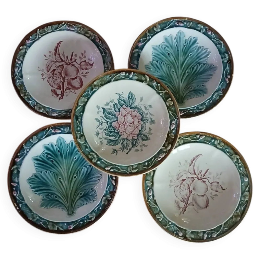 5 assiettes anciennes majolique Longchamp