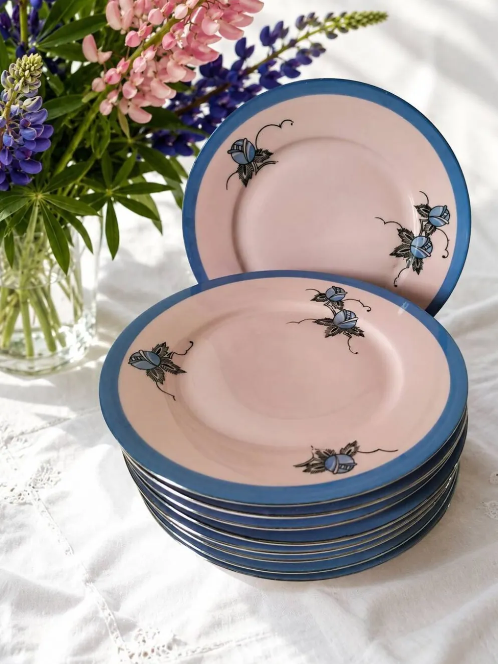 8 assiettes Art déco roses et bleues – Tchécoslovaquie – années 1930