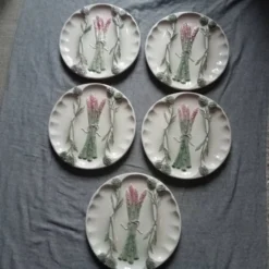 5 assiettes à asperges