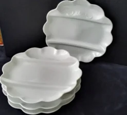 4 Assiettes à asperges en porcelaine de Limoges