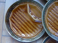 5 assiettes à asperges, 1 plat Sarreguemines L1 / 200106