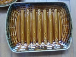 5 assiettes à asperges, 1 plat Sarreguemines L1 / 200106
