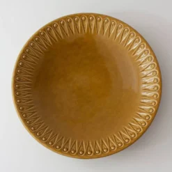 Assiette scandinave en céramique moutarde, années 1960