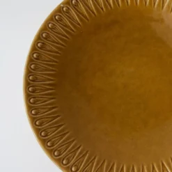 Assiette scandinave en céramique moutarde, années 1960