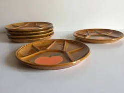 6 assiettes compartimentées vintage