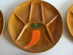 6 assiettes compartimentées vintage