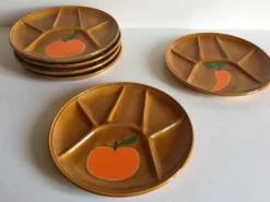 6 assiettes compartimentées vintage