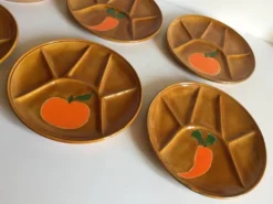 6 assiettes compartimentées vintage