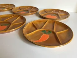 6 assiettes compartimentées vintage