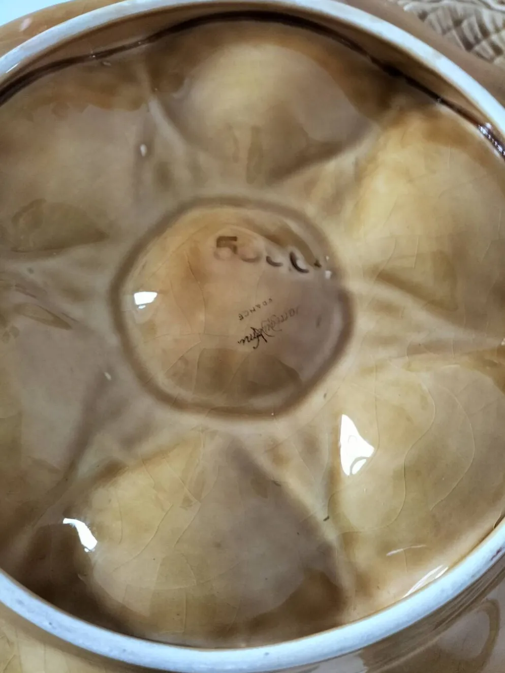 5 assiettes à coquillages Sarreguemines caramel, années 50