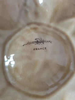 5 assiettes à coquillages Sarreguemines caramel, années 50