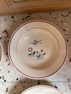 4 assiettes creuses