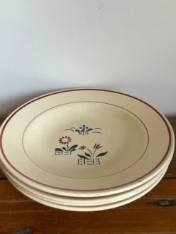 4 assiettes creuses