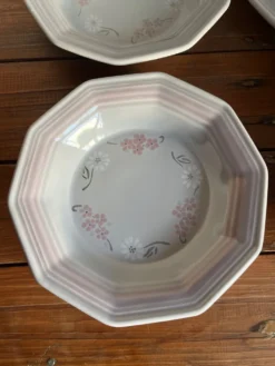 4 assiettes creuses