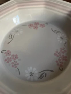 4 assiettes creuses