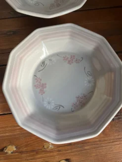 4 assiettes creuses