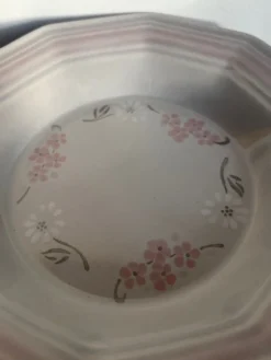 4 assiettes creuses