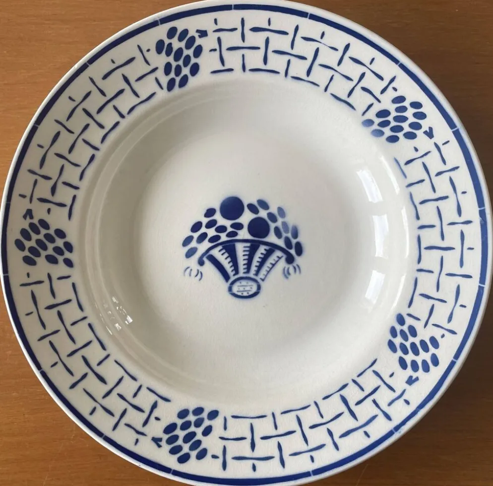 5 assiettes creuses anciennes en faïence de badonviller