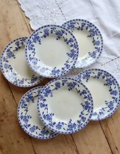 6 assiettes creuses anciennes porcelaine de Dresde bleu blanc