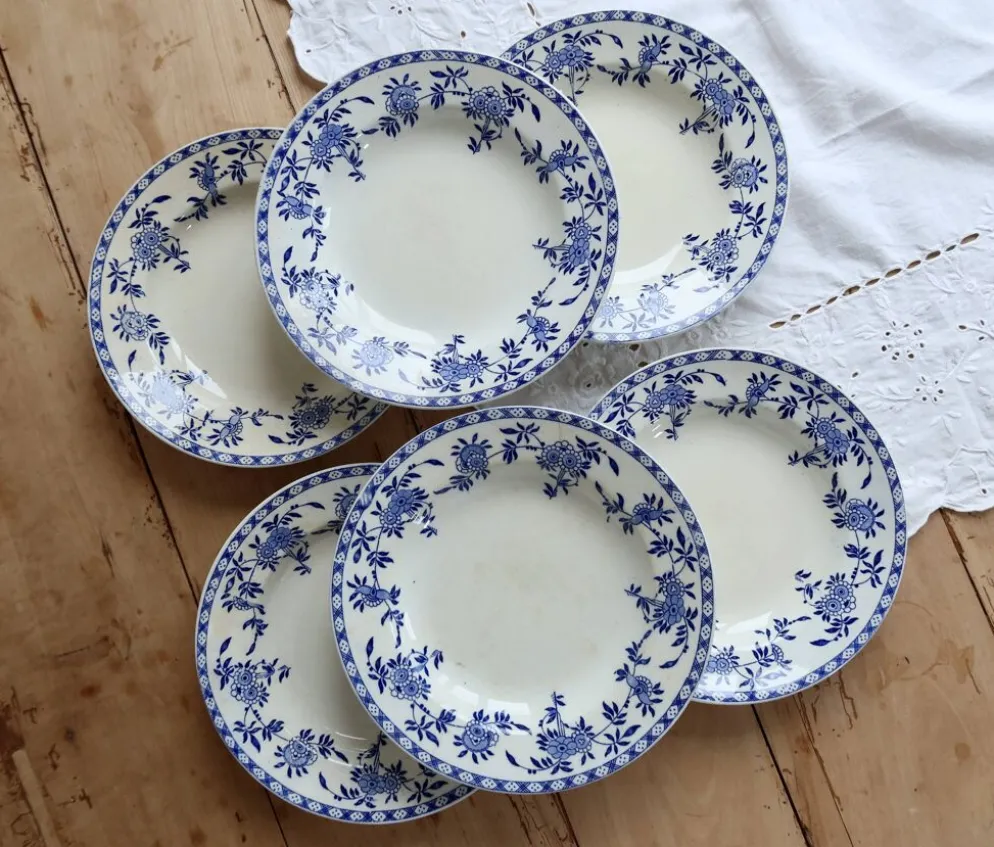 6 assiettes creuses anciennes porcelaine de Dresde bleu blanc