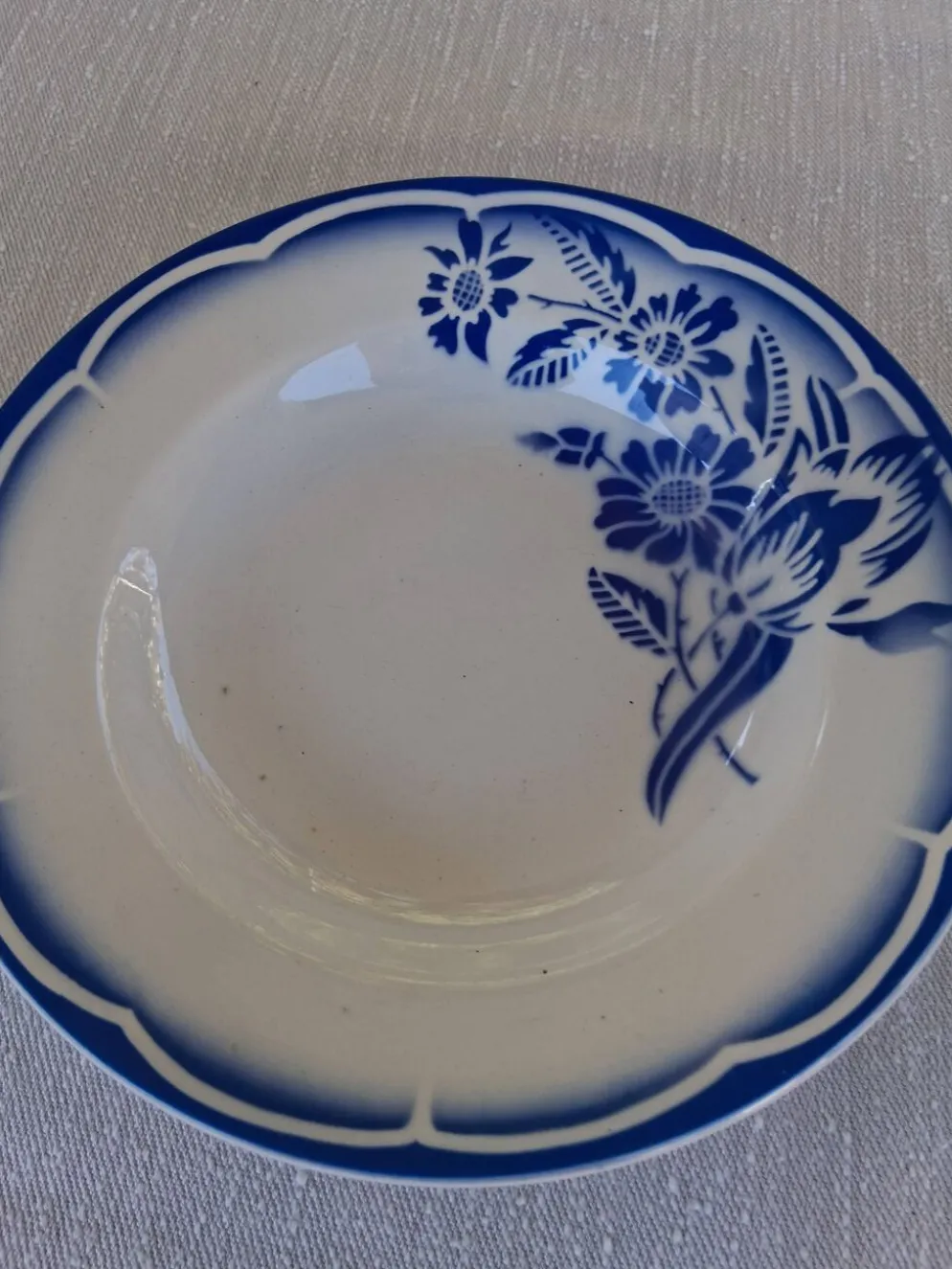 6 assiettes creuses anciennes de chez Sarreguemines modèle "André" en très