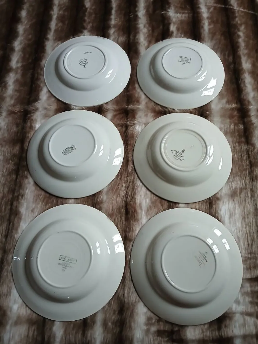 6 assiettes creuses anciennes dépareillées