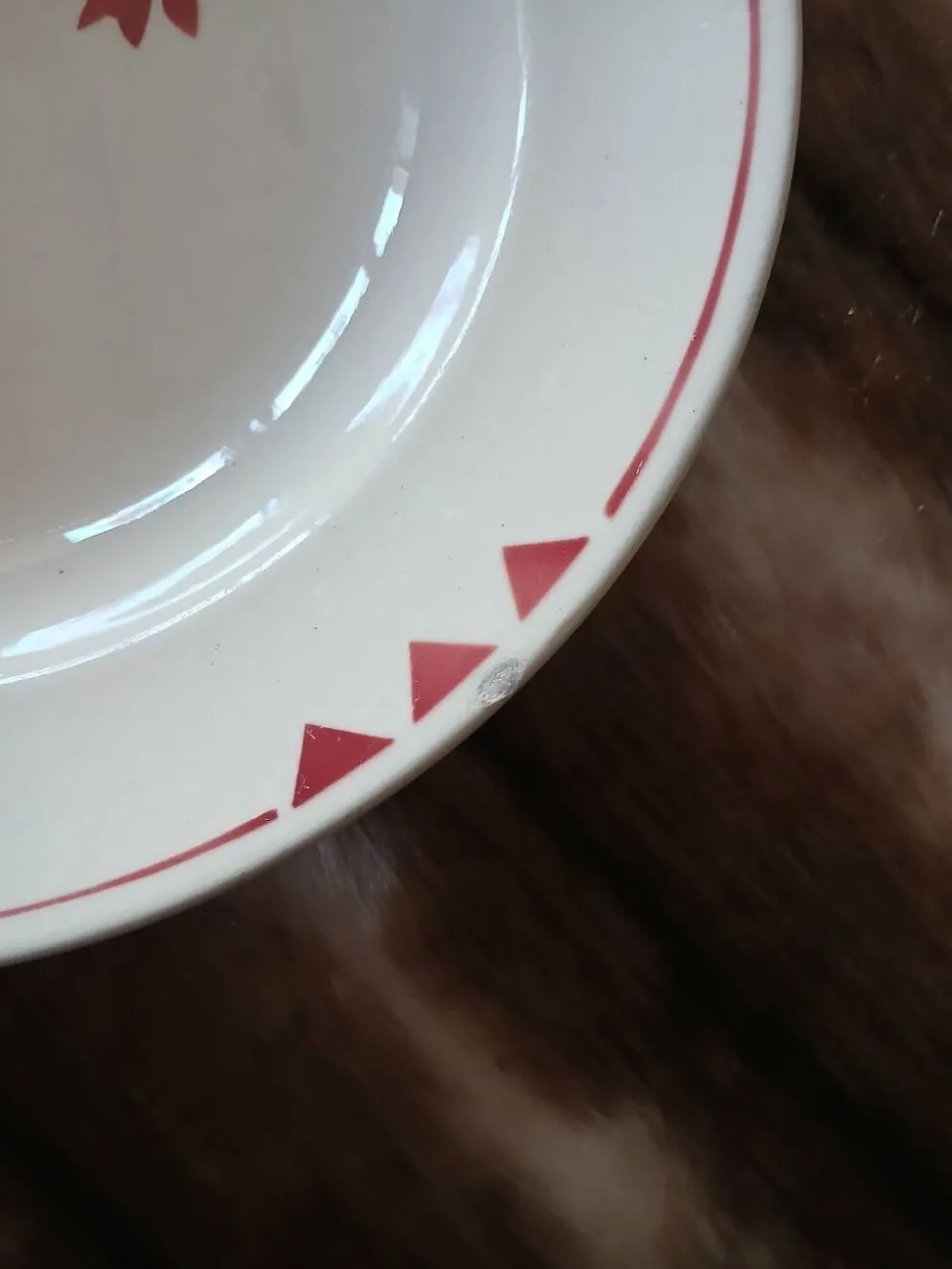 16 assiettes creuses anciennes dépareillées