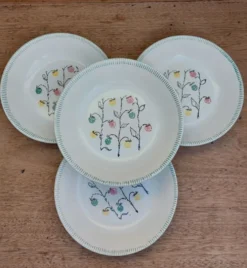 4 assiettes creuses céramique ancienne
