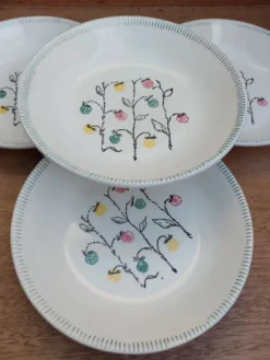 4 assiettes creuses céramique ancienne