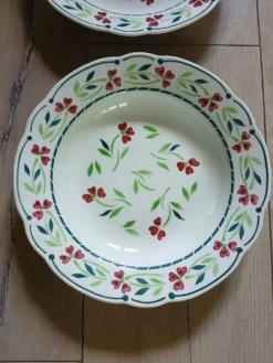 6 assiettes creuses Digoin et Sarreguemines