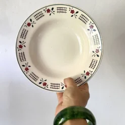 Assiettes creuses en faïence Niderviller , modèle Loire
