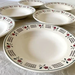 Assiettes creuses en faïence Niderviller , modèle Loire