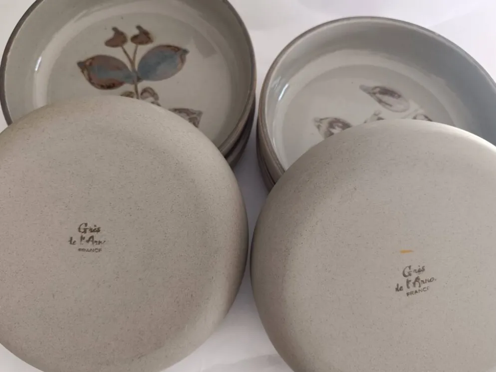 Assiettes creuses en grès de l'Arnon
