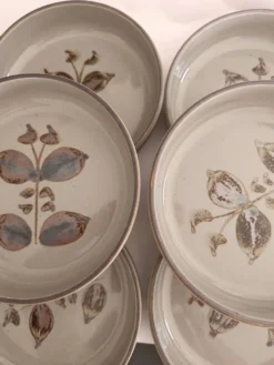 Assiettes creuses en grès de l'Arnon