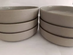 Assiettes creuses en grès de l'Arnon