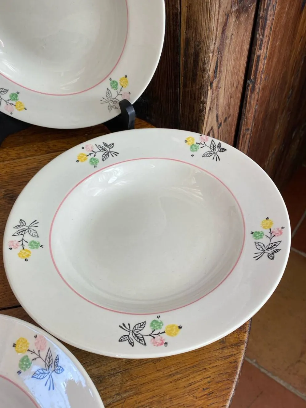 Assiettes creuses en porcelaine, Gien