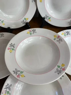 Assiettes creuses en porcelaine, Gien